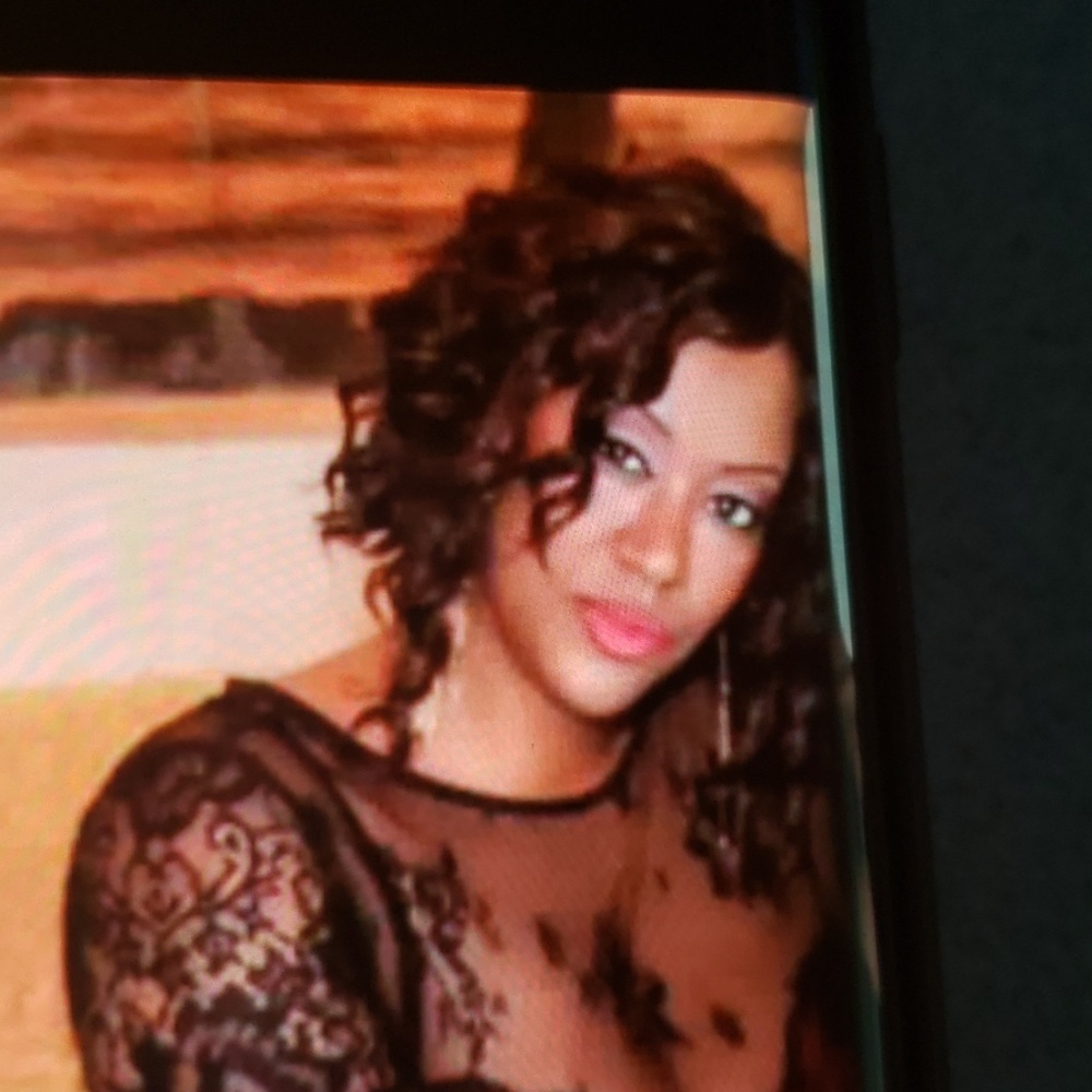 Meet your Posher, Tiff